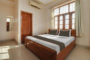 Collection O The Gomti Hotel